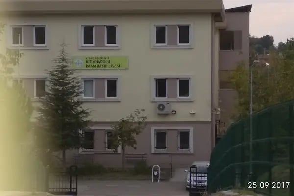 Başiskele Kız Anadolu İmam Hatip Lisesi - Resim 12