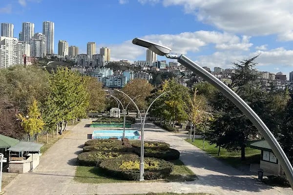 Bahçeşehir Gölet Parkı - Resim 14