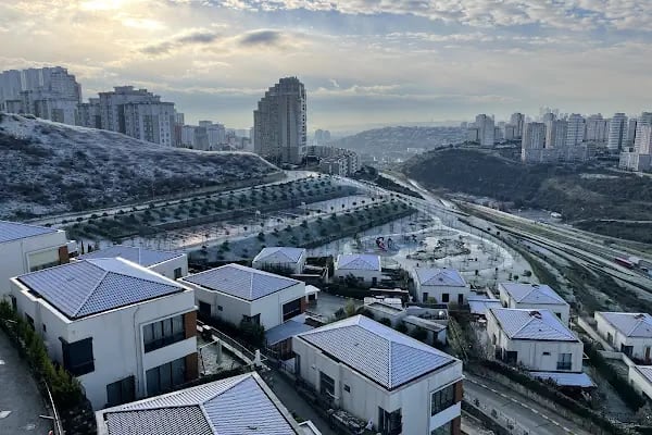Bahçeşehir Gölet Parkı - Resim 16