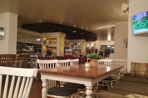 Maki Restoran Uğur Mumcu - Resim 1