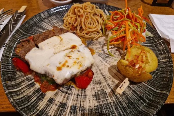 Maki Restoran Uğur Mumcu - Resim 13