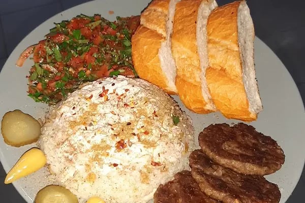 Anamur Köfte Ekmek Pilavcı - Resim 11