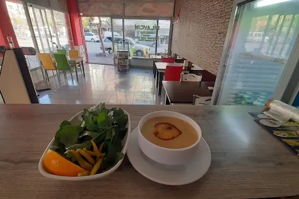 Anamur Köfte Ekmek Pilavcı - Resim 14