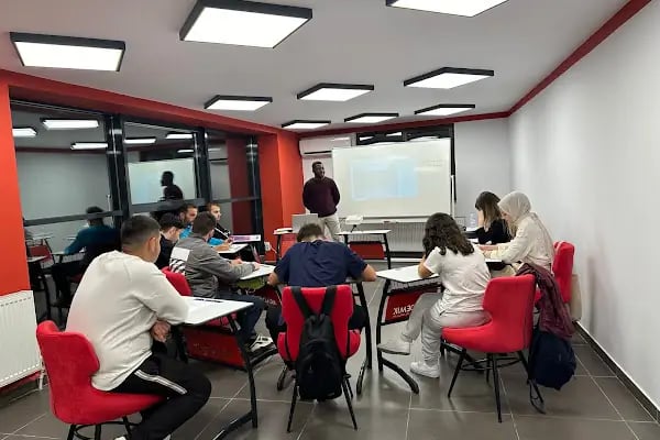 İnegöl İngilizce Kursu-Akademik International Dil Okulları - Resim 3