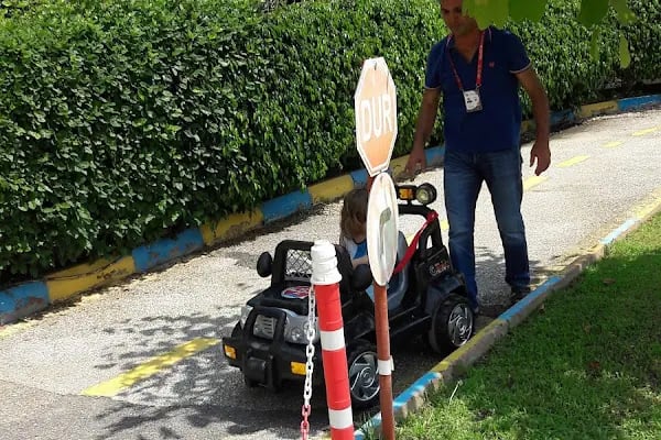 Çocuk Trafik Eğitim Parkı - Resim 11