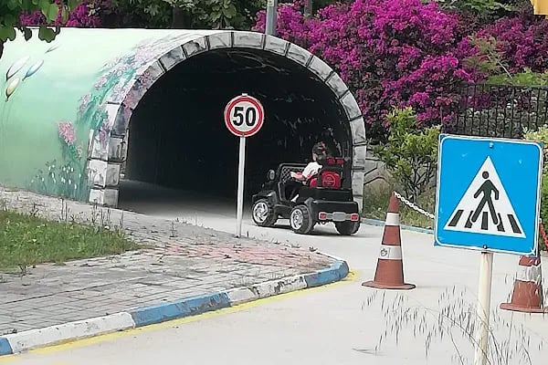 Çocuk Trafik Eğitim Parkı - Resim 7