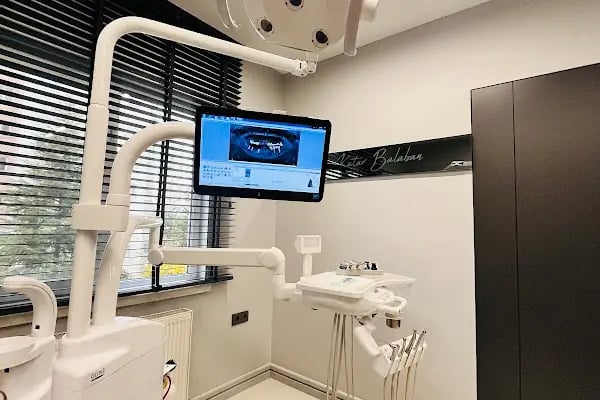 Aylin Katar Balaban Diş Kliniği - Resim 2