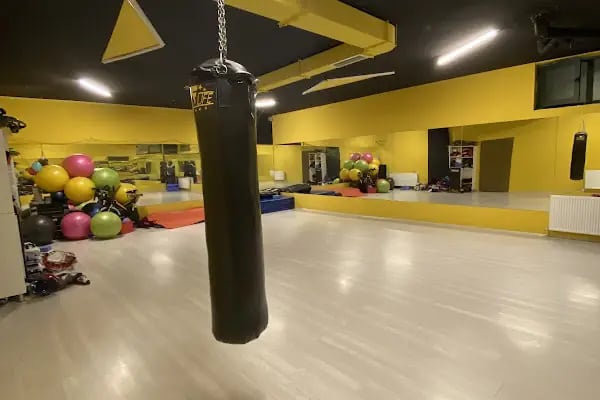 Form Life Fitness Spor Salonu - Resim 7