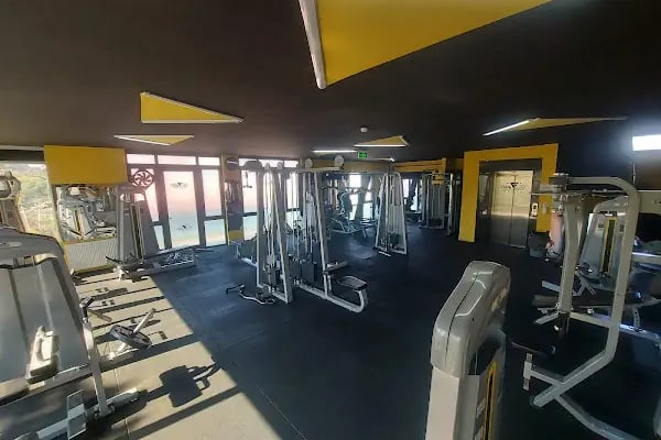 Form Life Fitness Spor Salonu - Resim 20