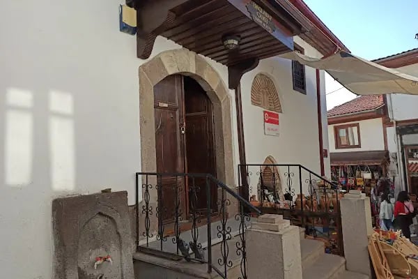 Hacı Arap Cami - Resim 4