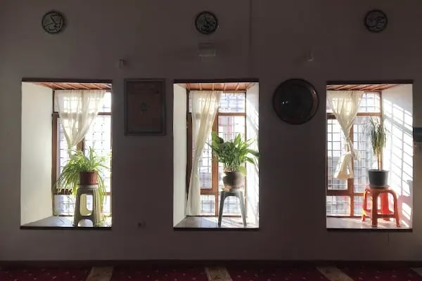 Hacı Arap Cami - Resim 17