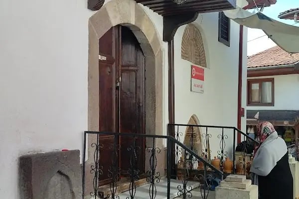Hacı Arap Cami - Resim 6