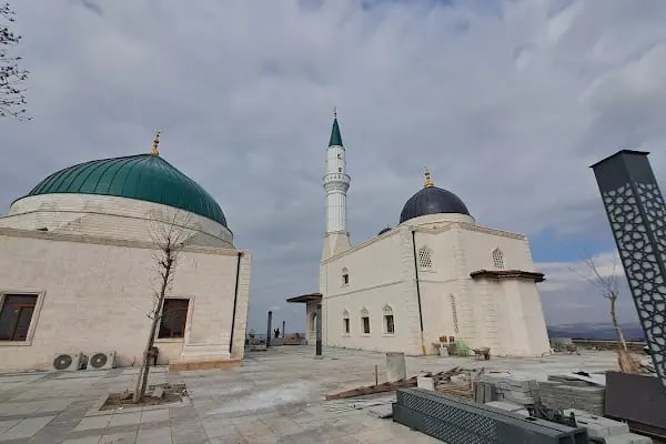 Hz Ukkaşe Türbesi - Resim 4