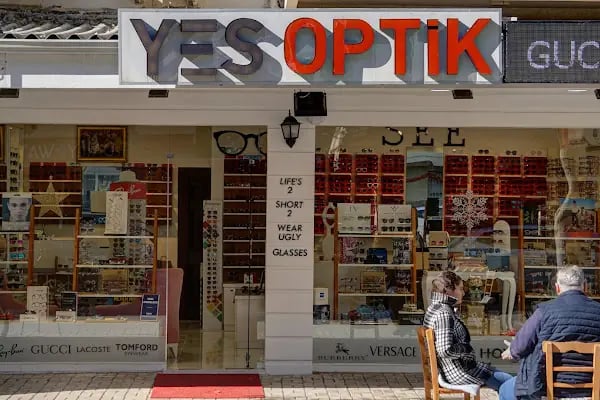 Yes Optik - Resim 1