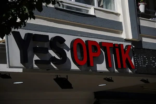 Yes Optik - Resim 19
