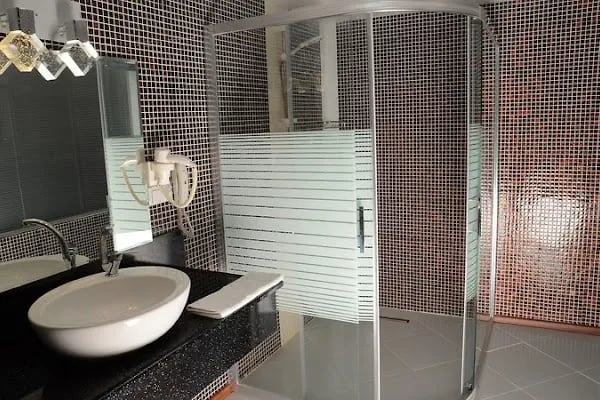 Business Grand Hotel - Resim 13