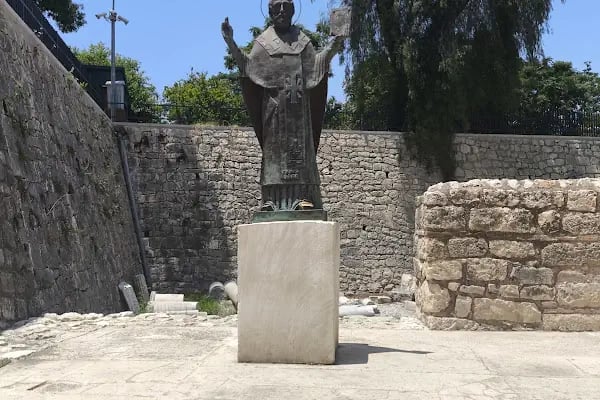 St.Nicholas Kilisesi - Resim 15