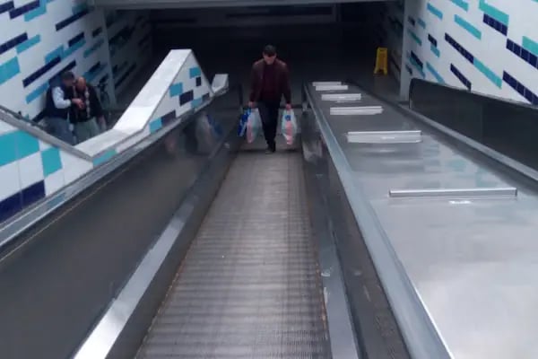 antray çallı tramvay istasyonu - Resim 11