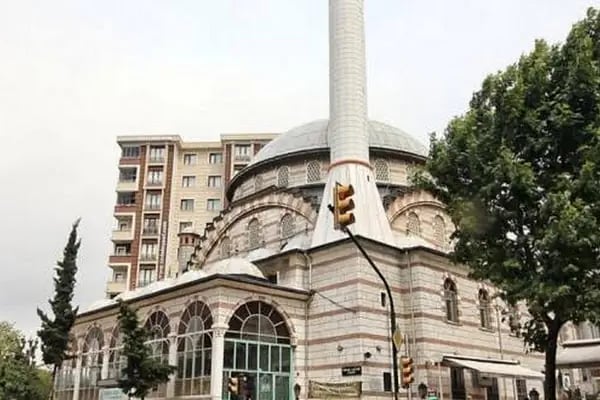 İmam-I Azam Camii - Resim 3