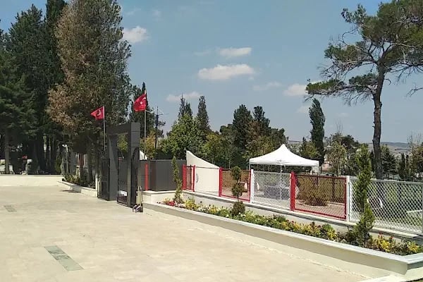 Balıkesir Şehitliği - Resim 12