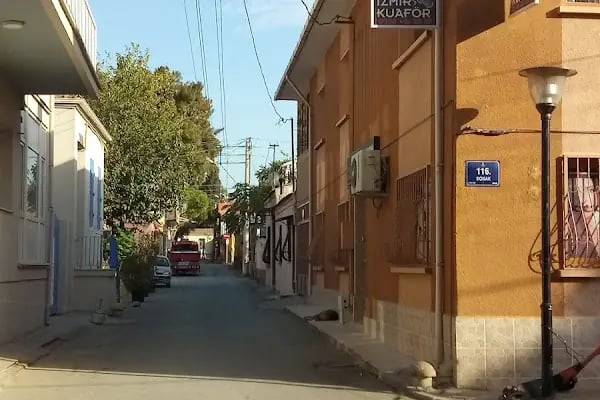 İzmir Kuaför - Resim 1