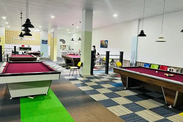 MRT Bilardo Cafe - Resim 2
