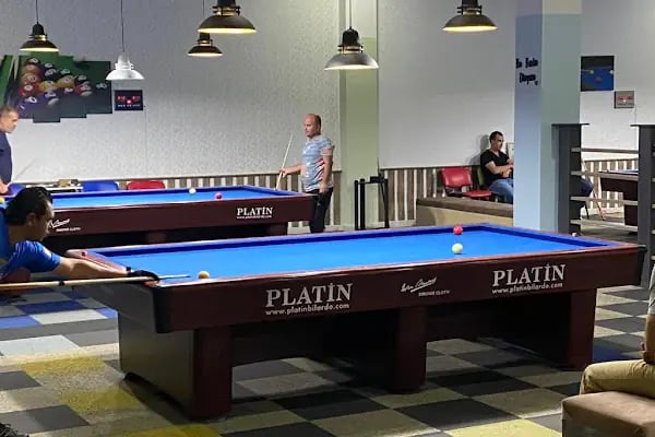 MRT Bilardo Cafe - Resim 6