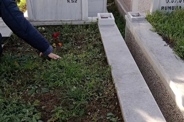 Cebeci Mezarlığı - Resim 16