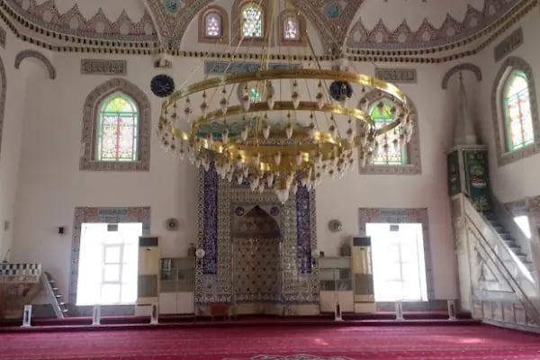 Hürriyet Cami - Resim 17