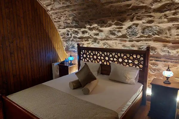 Issız Han Tarihi Butik Hotel Bursa - Resim 2