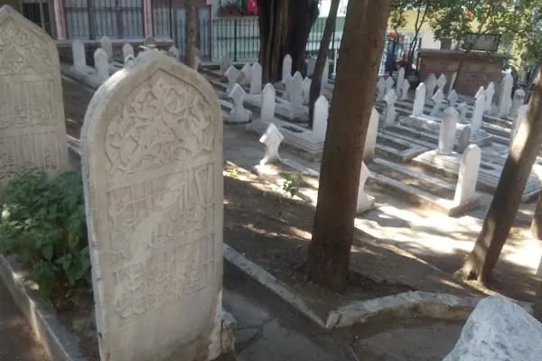 Molla Hüsrev Hazretleri Türbesi - Resim 7