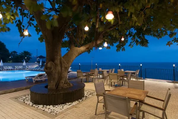 Floria Beach Hotel - Resim 8
