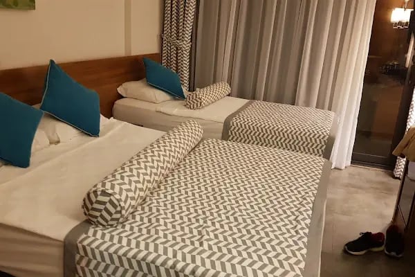 Floria Beach Hotel - Resim 2