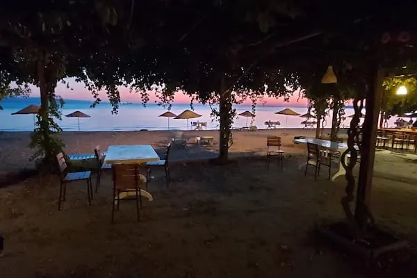 Çınaraltı Beach - Resim 13