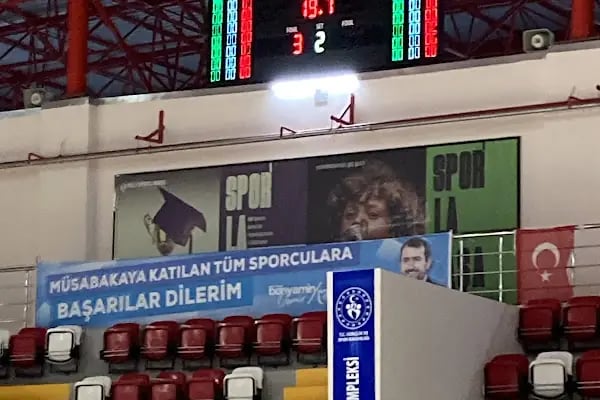Güngören Spor Kompleksi Ve Stadı - Resim 7