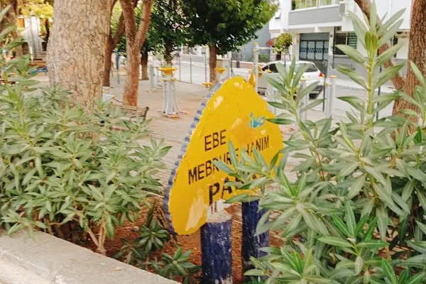 Ebe Mebrüre Hanım Parkı - Resim 4