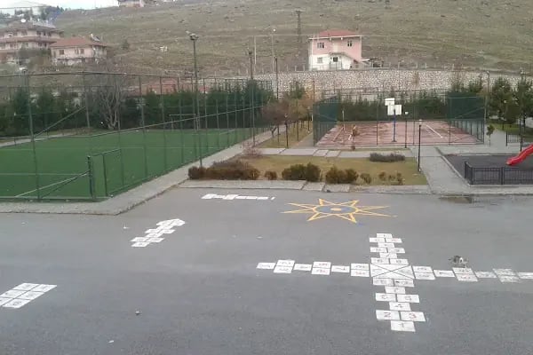 Fikri İnal İlköğretim Okulu - Resim 9