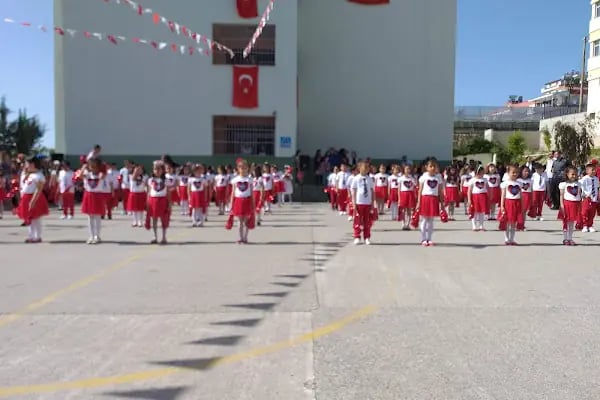 Konaklı Menderes İlköğretim Okulu - Resim 2