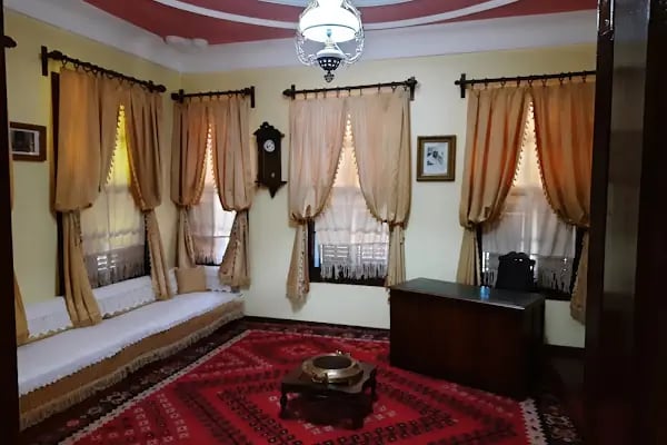 Atatürk Evi Müzesi - Resim 2