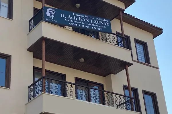 UZMAN KLİNİK PSİKOLOG DUYGU ASLI UZUNAY - Resim 2