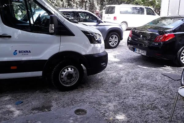 Ay Oto Yıkama Kuaför ve Otopark - Resim 8