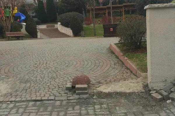 Kenan Onuk Parkı - Resim 17