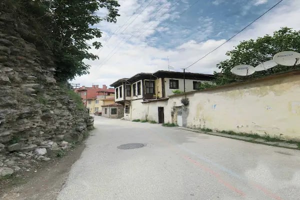 Güranlı Türbesi - Resim 20