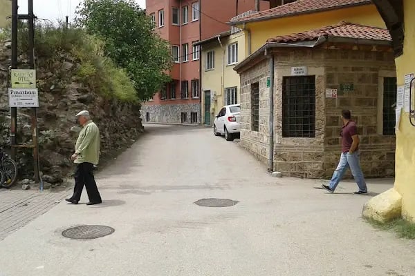Güranlı Türbesi - Resim 6