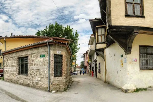 Güranlı Türbesi - Resim 3