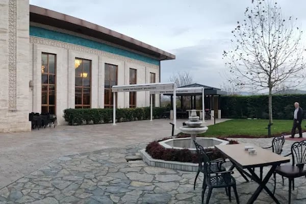 İpekyolu Cami - Resim 12