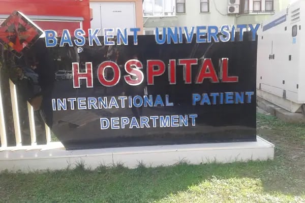 Başkent Üniversitesi Kemal Reisoğlu Hastanesi Acil Servisi - Resim 14
