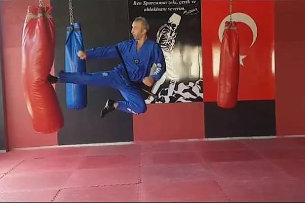 Adana Siyah Kuşak Spor Kulubü - Resim 16