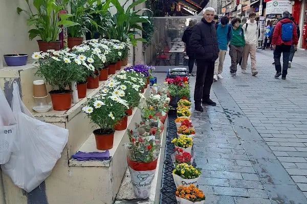 Surp Takavor Ermeni Kilisesi - Resim 12