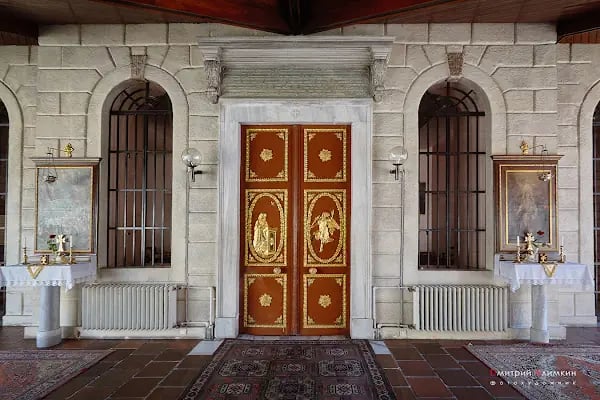 Surp Takavor Ermeni Kilisesi - Resim 16